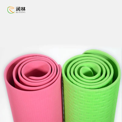 EVA material Yoga Pilates Mat with carrying convenience