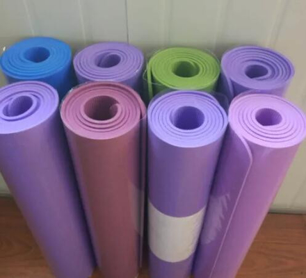 Multifunctional PVC Yoga Mat Comfortable For Sport Training