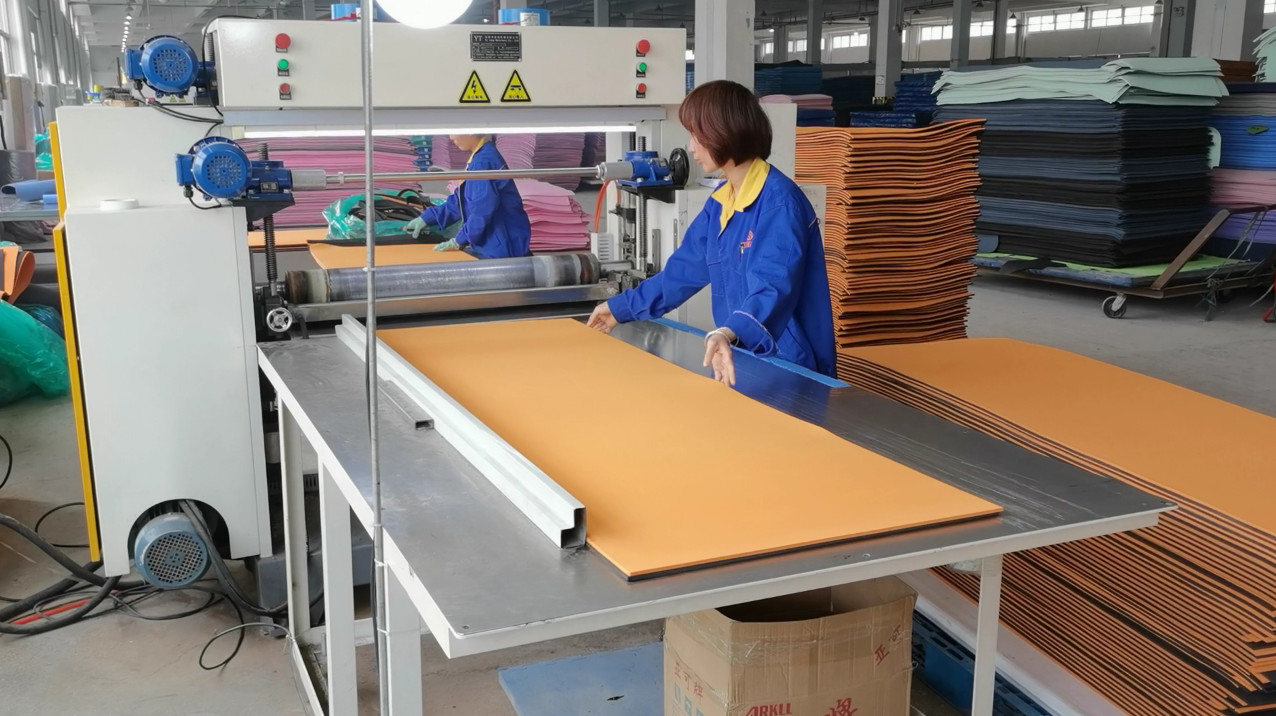 Changsha Running Import &amp; Export Co., Ltd. factory production line