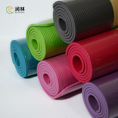 OEM Fitness Yoga Mat , Carrying Strap High Density Exercise Mat