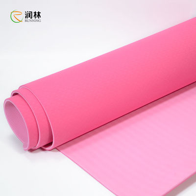 Running Non Slip TPE Yoga Mat with Alignment Lines , Free Carry Strap