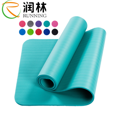Outdoor Gym Pilates NBR Yoga Mat Solider Color Anti Tear Anti Slip 183*61*1CM